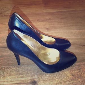 Cathy Jean Black Pump High Heels